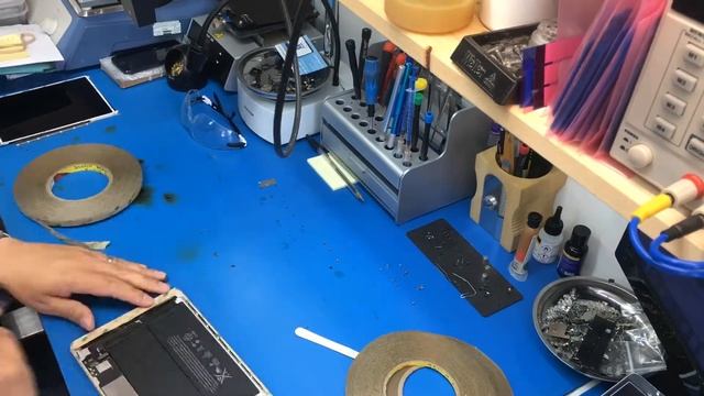 Apple iPad mini touch screen digitiser glass repair in Time-Lapse смотреть онлайн