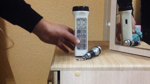Different Flash lights in different opinions and prices! 🔦🔋💡🔌 смотреть онлайн