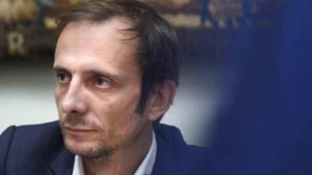 Итальянский политик, который выступает против обязательных прививок, подхватил ветрянку смотреть онлайн