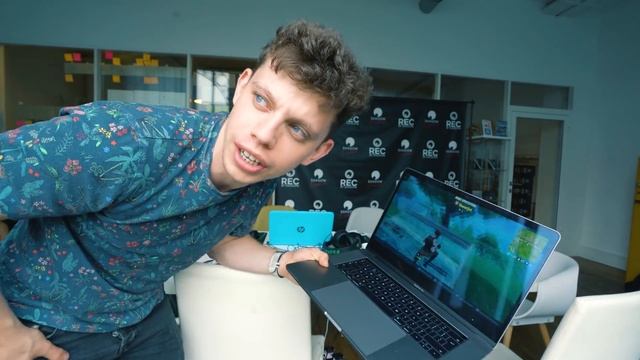 Buying a £27 Gaming Computer in PARIS that WORKS!? *WHAT* смотреть онлайн
