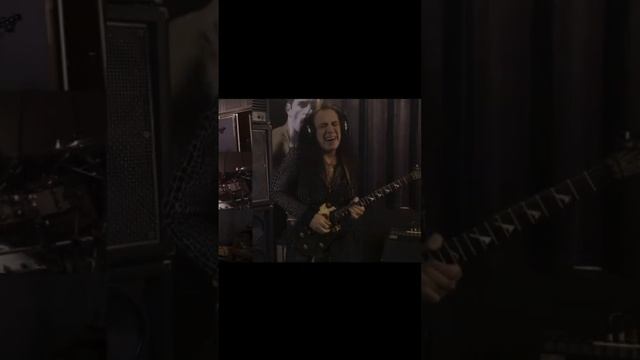 #music #rock #studio #guitarist #song смотреть онлайн