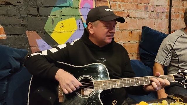 На Дне Рождения у Юрчи, песнопения - часть 2 смотреть онлайн