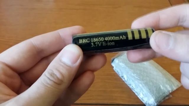 Посылка из Китая - АКБ для HTC и UltraFire 18650 с Aliexpress
