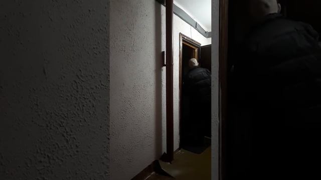 Гашек показует как открыть любую дверь даже если ключь не потходит смотреть онлайн