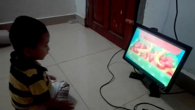 I like to eat apple and banana video for kid baby laugh смотреть онлайн