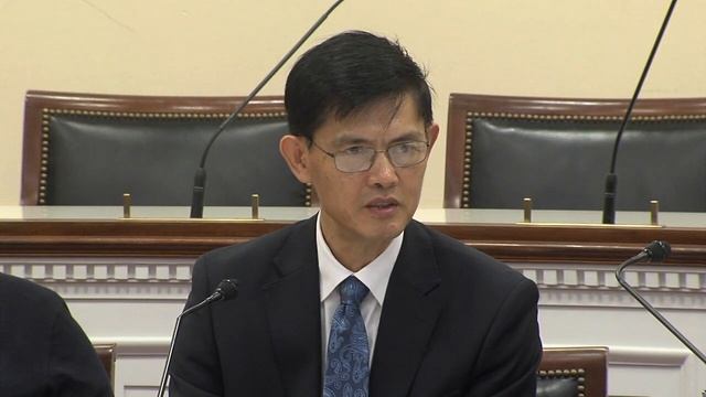Professor Xiaoxing Xi tells a harrowing story of government surveillance. смотреть онлайн