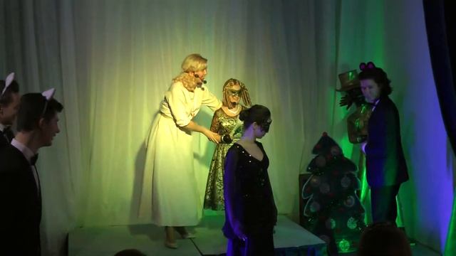 "Куплеты Адели" из оперетты И.Штрауса "Летучая мышь" смотреть онлайн