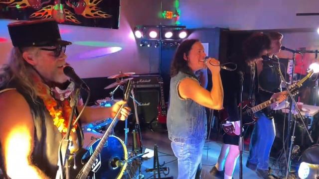 Dirty Deeds Done Dirt Cheap - Soul Stripper: Tribute to AC/DC Live at Stockton’s Restaurant 12/18/2 смотреть онлайн
