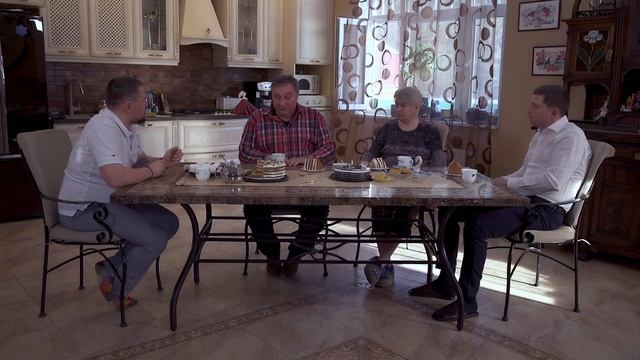 Кто строители в Лайф Билдинг или часть рубрики «Счастливые люди#1» смотреть онлайн