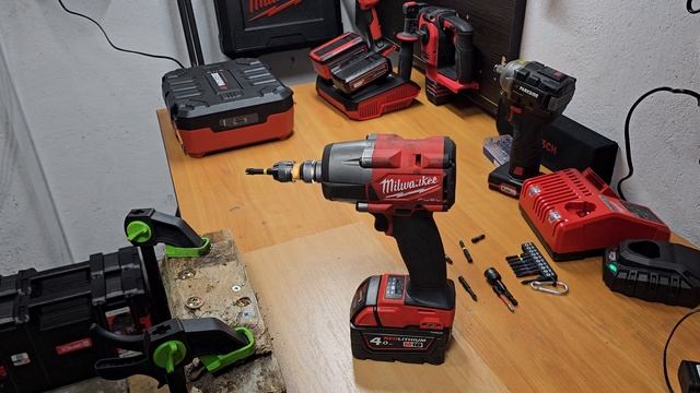 Klucz udarowy Milwaukee M18 FMTIW2F12 881Nm Moja krótka opinia oraz test смотреть онлайн