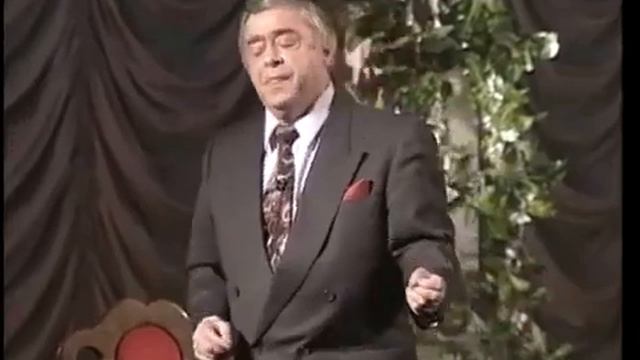 Роман Карцев Горит пирожковая смотреть онлайн