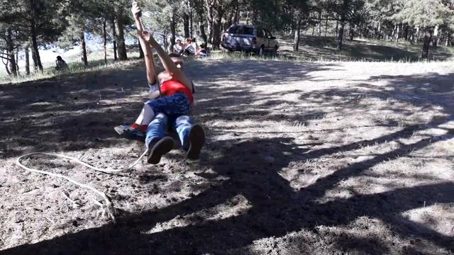 Найкрутіша гойдалка😎за 5 хвилин😉 A Simple Swing 😊 дитяча гойдалка власноруч будь-де😃просто