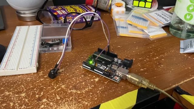 Arduino - Tone Generator Demo смотреть онлайн