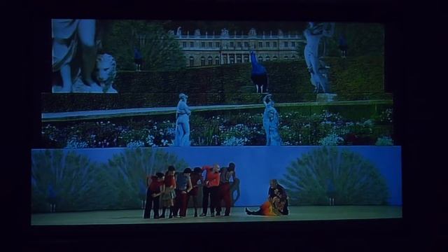 P1400166 КИНОКЛУБ АНДРЕЯ ДЕМЕНТЬЕВА. ВАЛЬСИРУЮЩИЕ. смотреть онлайн