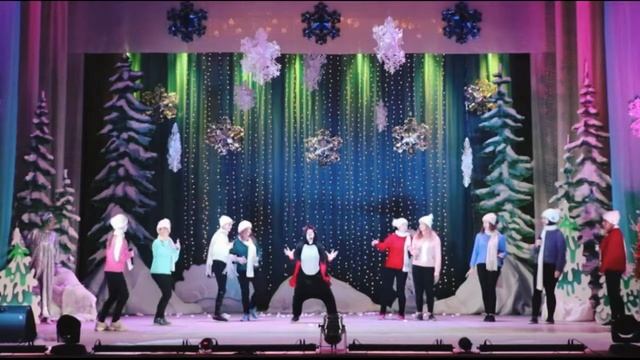 Музыкальный спектакль "Елочка Зажги!" смотреть онлайн