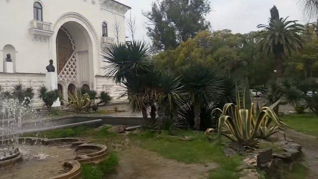 Сухум,набережная,театр,фонтаны 13 марта 2019 смотреть онлайн