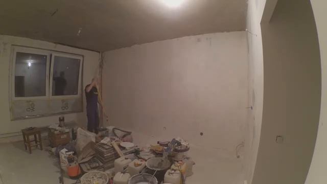 День 61. Пробная окраска двери. Окрашивание стен комнаты. смотреть онлайн