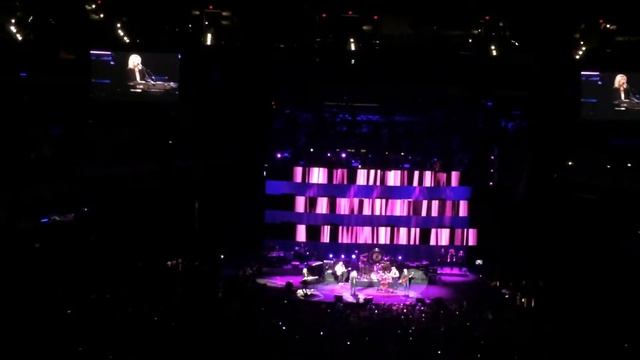 Fleetwood Mac Indianapolis 10-21-14 "Over My Head" смотреть онлайн