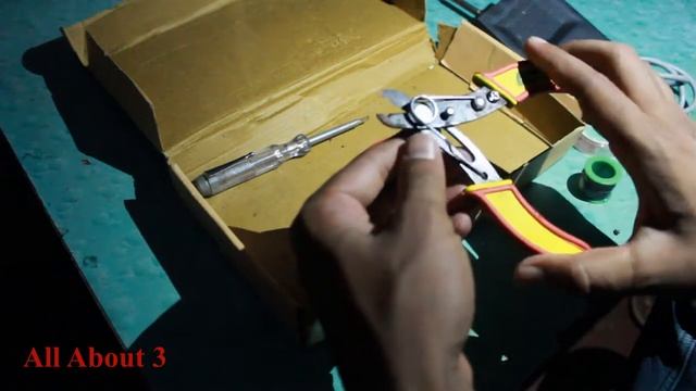 Unboxing video | Soldering Iron 5in1 |5M Wire |Soldering Flux |Stand |Wire Cutter 25W Simple. смотреть онлайн