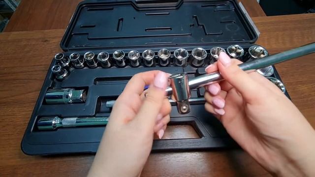 Торцевые головки/набор инструментов VOREL 10-32 мм, 1/2", 24 шт, в кейсе, 58240 смотреть онлайн