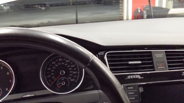 Замена масла в Valvoline стоит 100 долларов. смотреть онлайн
