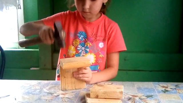 Делаем зажимы для книг сами.