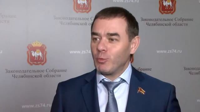 Александр Лазарев вручил премии Законодательного Собрания работникам жилищно-коммунального хозяйств смотреть онлайн