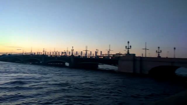 Белые ночи на Неве смотреть онлайн