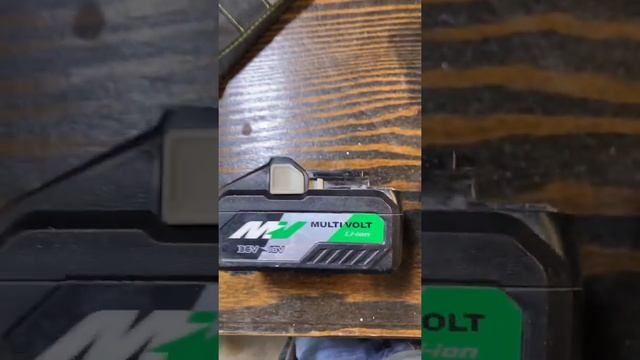 HIKOKI Impact using my Metabo HPT battery смотреть онлайн