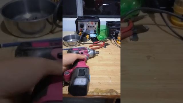 Bulong Hitachi 950k máy pin xạc LH: 088763879 смотреть онлайн