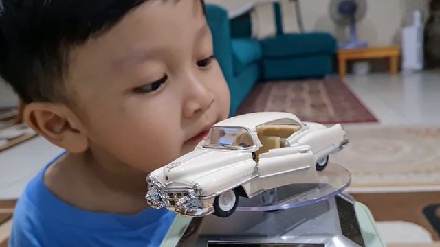 Aref Auto Show - Review on 1953 Cadillac Series 62#toysreview #diecast #autoshow #kidsvideo #toybox смотреть онлайн