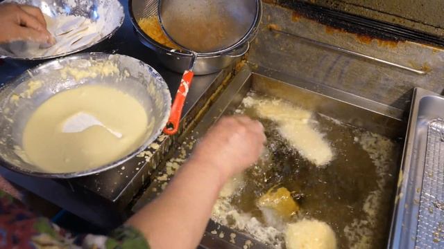 분식에 진심인 사장님! 손맛 좋은 떡볶이, 튀김, 어묵, 분식맛집 / Spicy Rice Cake 