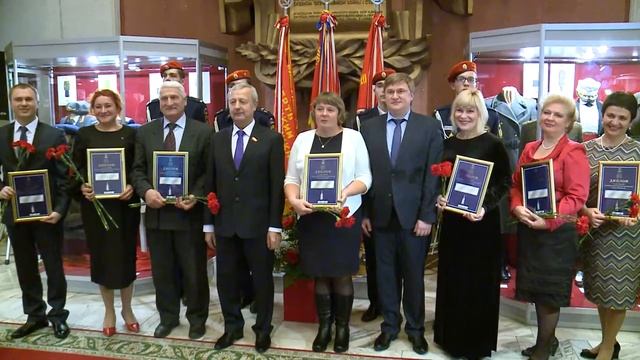 В Белгороде вручили премию Ватутина смотреть онлайн