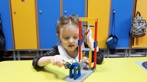 Как работает лифт? Средняя группа "Солнышко"