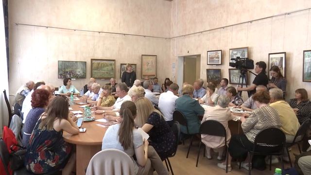 В Смоленске состоялось очередное заседание президиума областного совета ветеранов смотреть онлайн