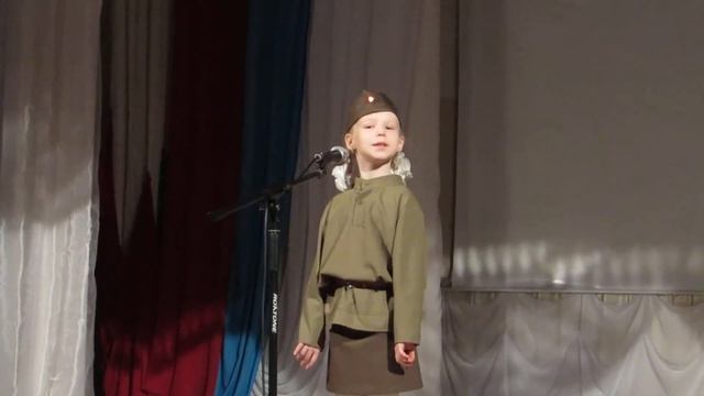 Роберт Рождественский «Баллада о красках» смотреть онлайн