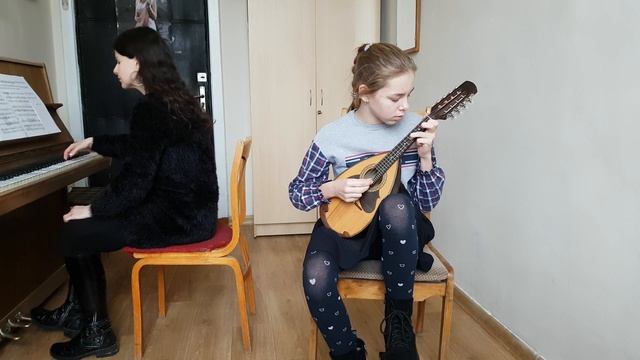 Зозуля Ульяна (народные струнно-щипковые инструменты, соло, мандолина, 3 возрастная группа) смотреть онлайн