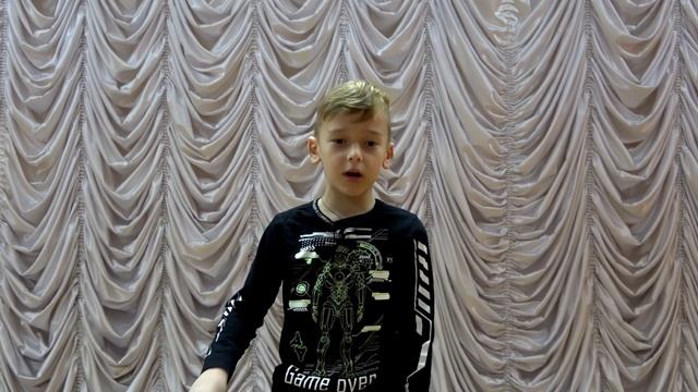 Стихотворение "Самостоятельный" Ю. Валенкин. Читает Ярослав Сыроватский. смотреть онлайн