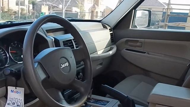JEEP CHEROKEE LIBERTY SPORT 3.7 AT