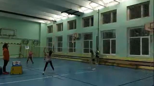 Бадминтон смотреть онлайн