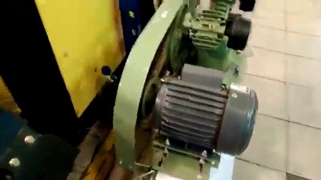 Air compressor 1/2 PK swan SVP 212 + dinamo jiayu смотреть онлайн