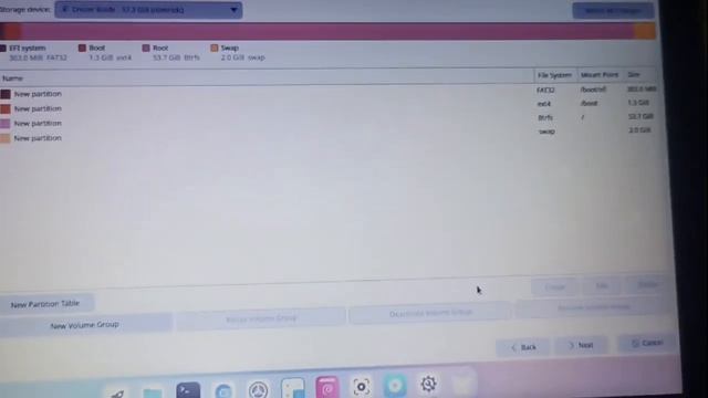 Cutefish OS (Hindi) most beautiful Linux Distro смотреть онлайн