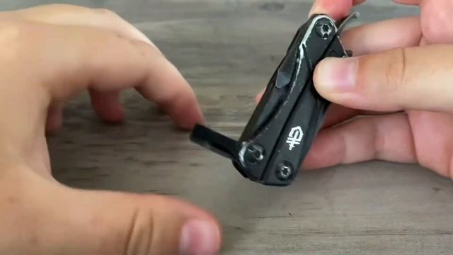 Gerber Dime Multitool Review смотреть онлайн