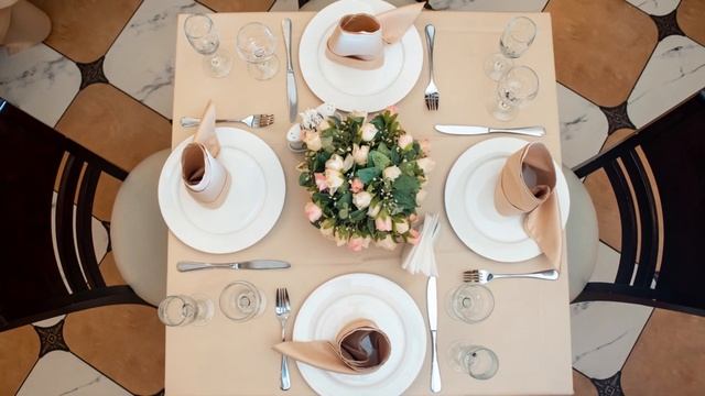 Новый год в отеле "Volkoff Sky" смотреть онлайн