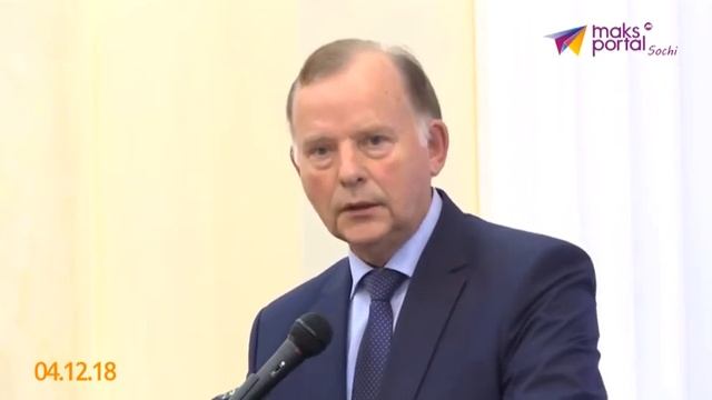 На очередном заседании Городского Собрания Сочи подвели итоги курортного сезона. смотреть онлайн