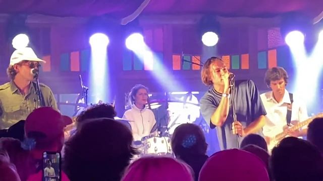 Sports Team - The drop (live) смотреть онлайн