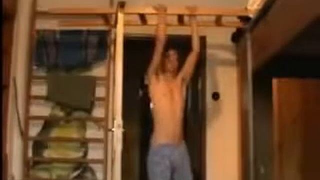 Нету дома турника!!! смотреть онлайн
