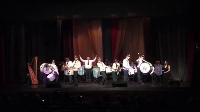 Барабанное шоу Триумф
