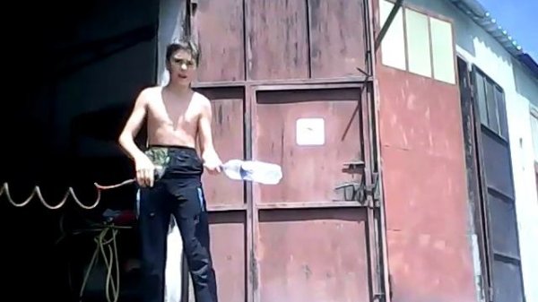 Как сделать самодельную ракету :-) :-) :-)