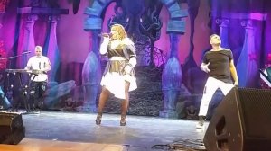 ЕЛЕНА ДУБРОВСКАЯ - ПЕВИЦА...